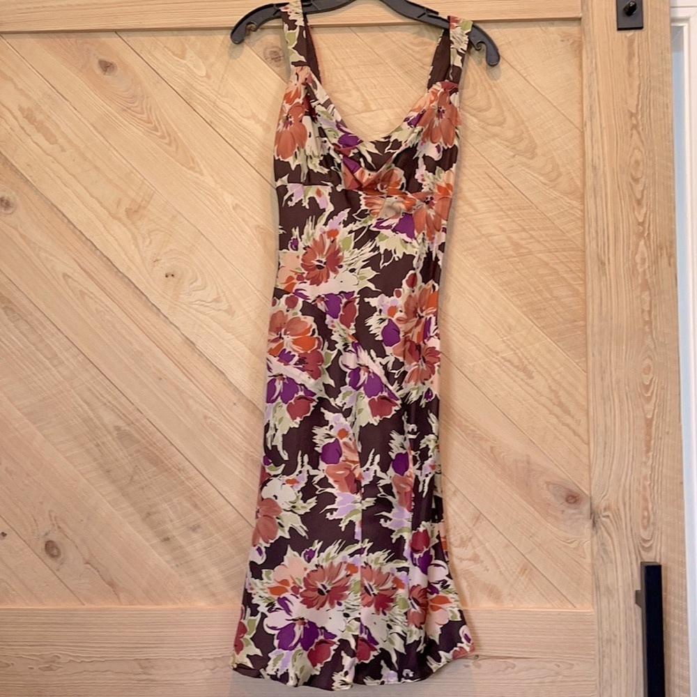 Nicole Miller 100% silk floral dress